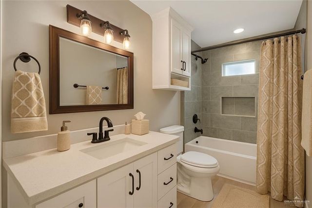 1110 E Lovett Street, Edinburg, TX 78541