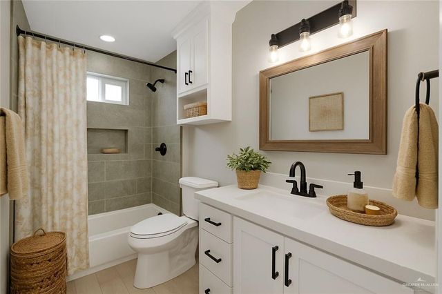 1110 E Lovett Street, Edinburg, TX 78541