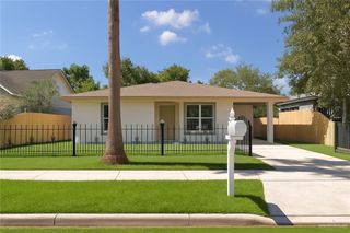 1110 E Lovett Street, Edinburg, TX 78541