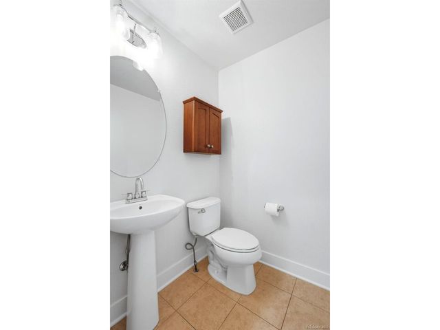 480 Yosemite Way, Denver, CO 80230