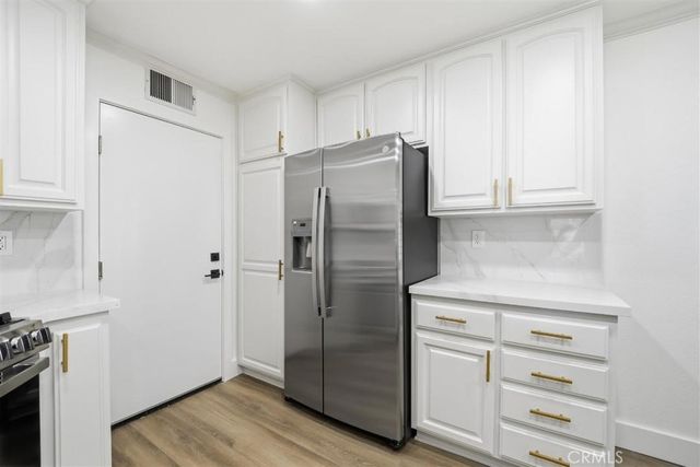 320 Villa Point, Newport Beach, CA 92660