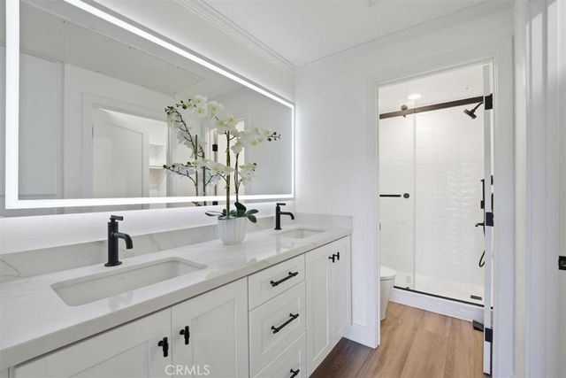 320 Villa Point, Newport Beach, CA 92660