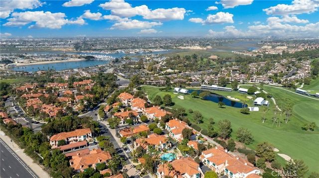 320 Villa Point, Newport Beach, CA 92660