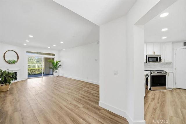 320 Villa Point, Newport Beach, CA 92660