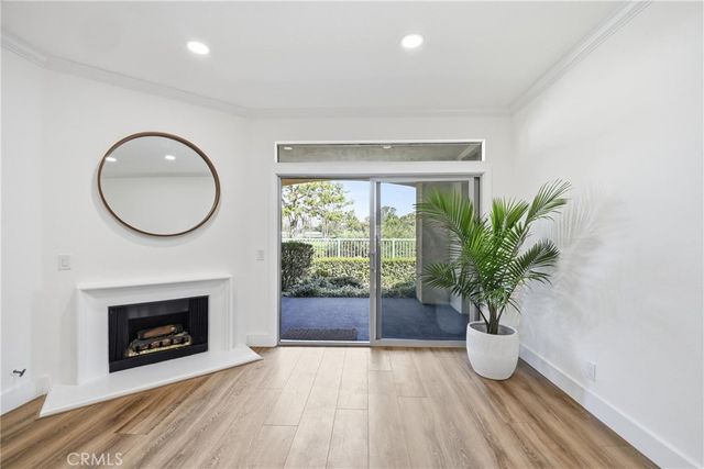 320 Villa Point, Newport Beach, CA 92660