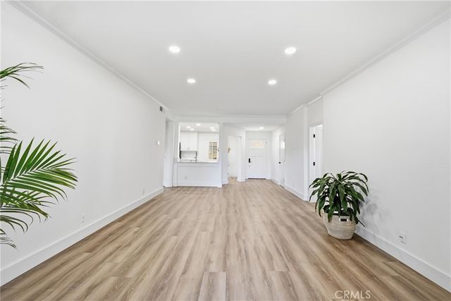 320 Villa Point, Newport Beach, CA 92660