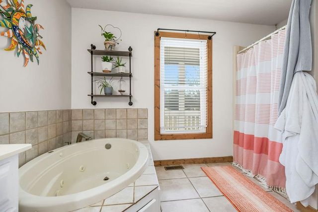 3 Cedars Street, Freeman, MO 64746