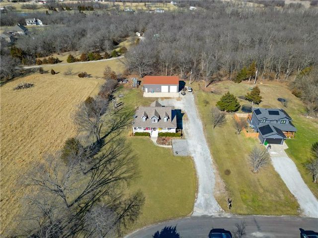 3 Cedars Street, Freeman, MO 64746