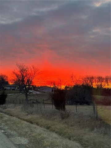 3 Cedars Street, Freeman, MO 64746