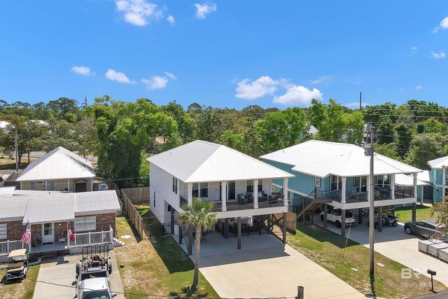 5392 Bear Point Avenue, Orange Beach, AL 36561
