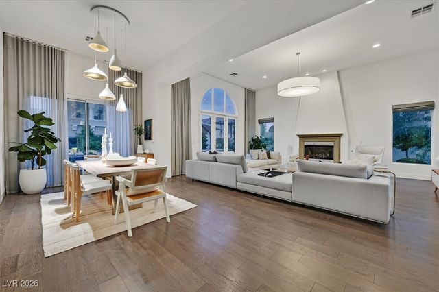 11824 Kingsbarns Court, Las Vegas, NV 89141