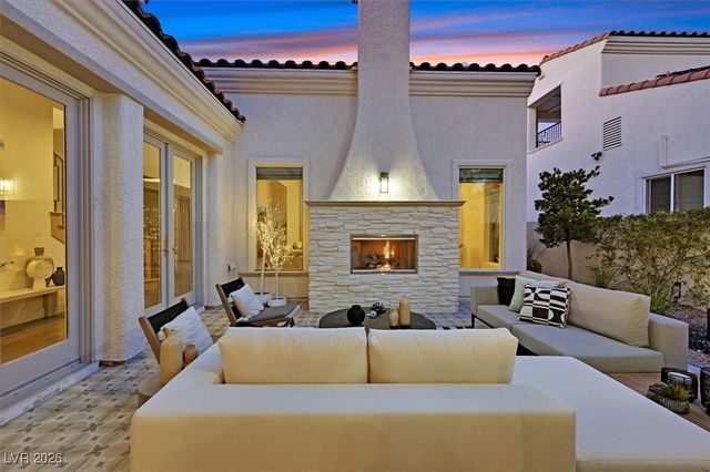 11824 Kingsbarns Court, Las Vegas, NV 89141