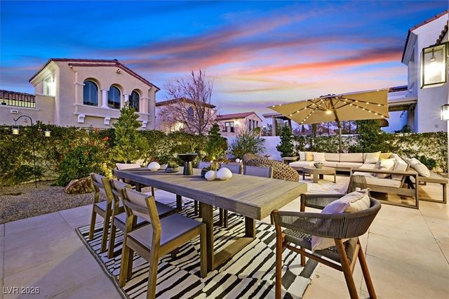 11824 Kingsbarns Court, Las Vegas, NV 89141