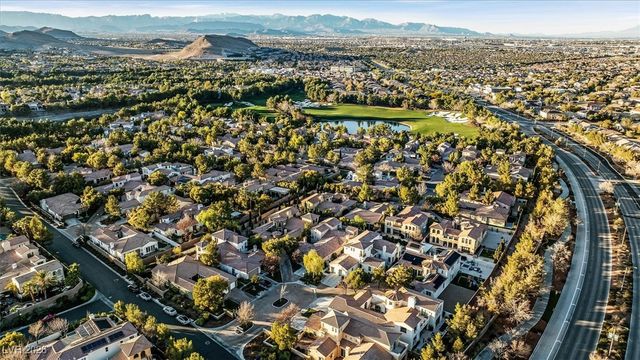 11824 Kingsbarns Court, Las Vegas, NV 89141