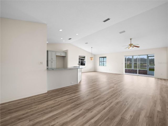 6341 SILVER LAKES DRIVE W, Lakeland, FL 33810