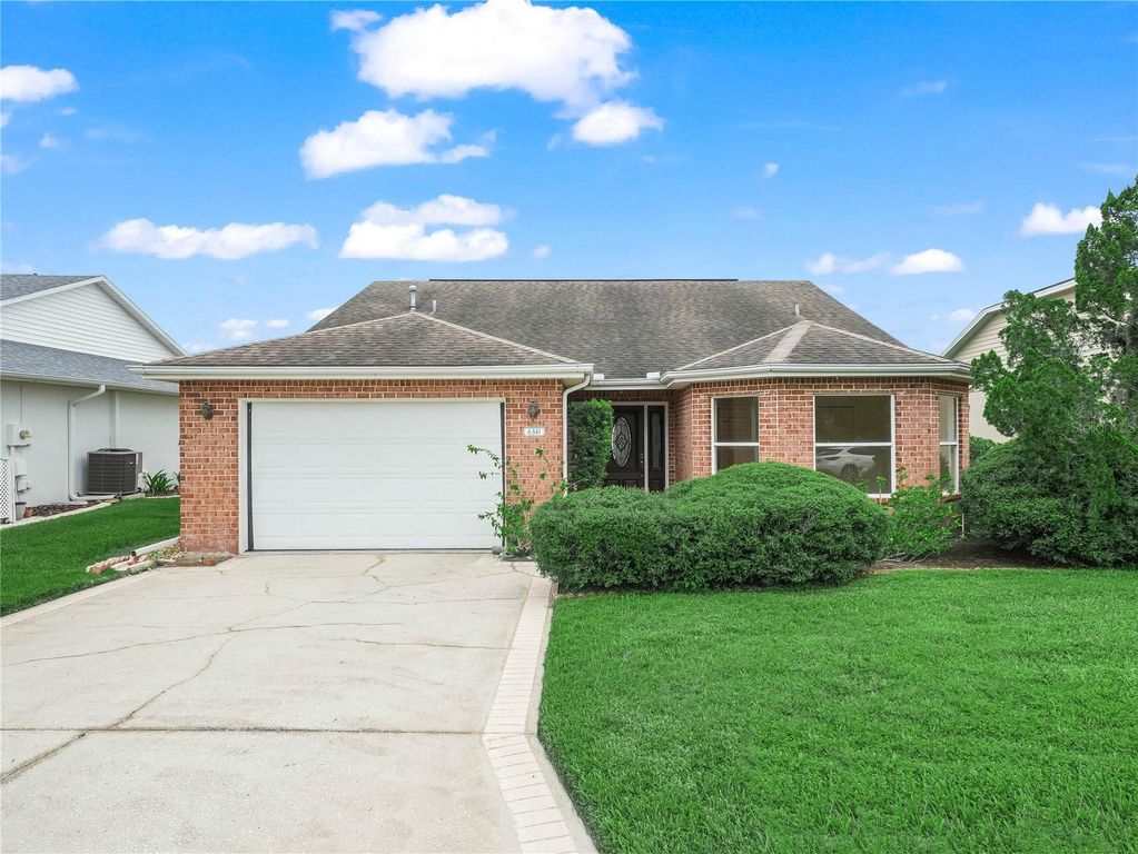 6341 SILVER LAKES DRIVE W, Lakeland, FL 33810