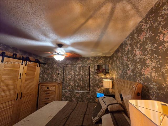 8044 NW 41st Ct, Sunrise, FL 33351