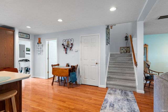 12135 N Upper Lake Shore, Monticello, IN 47960