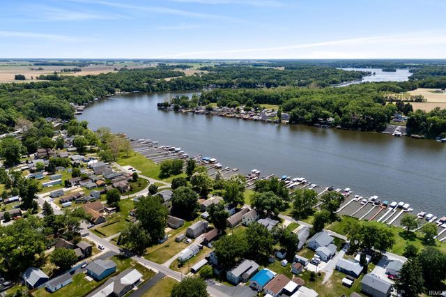 12135 N Upper Lake Shore, Monticello, IN 47960