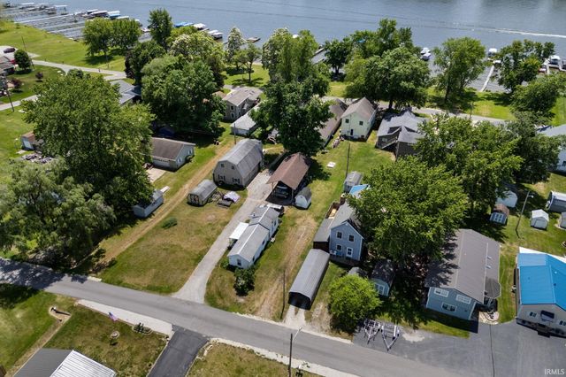 12135 N Upper Lake Shore, Monticello, IN 47960