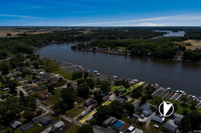 12135 N Upper Lake Shore, Monticello, IN 47960