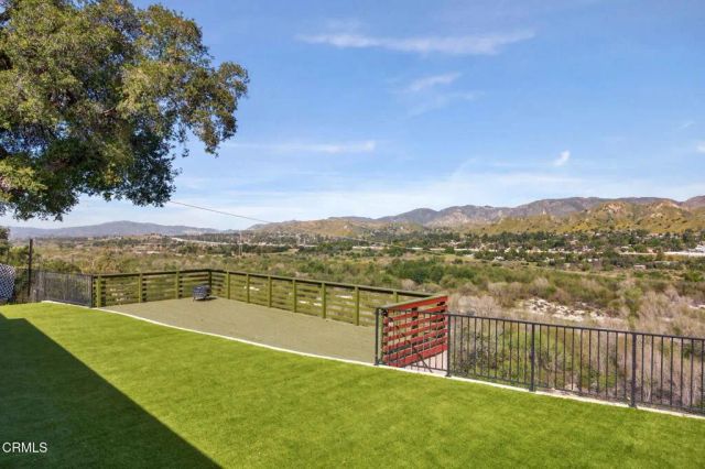 10755 Wheatland Avenue, Sunland, CA 91040