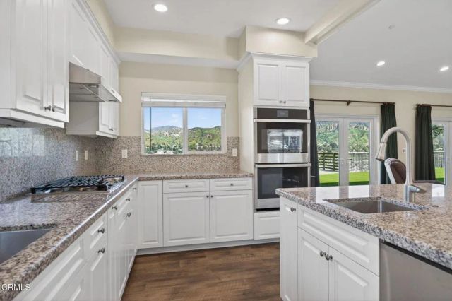 10755 Wheatland Avenue, Sunland, CA 91040