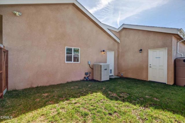 10755 Wheatland Avenue, Sunland, CA 91040