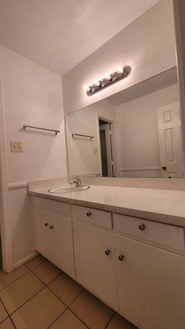 5430 13th Street, Lubbock, TX 79416