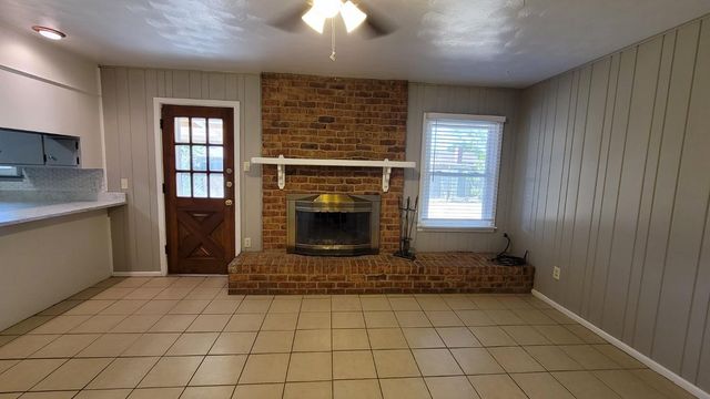 5430 13th Street, Lubbock, TX 79416
