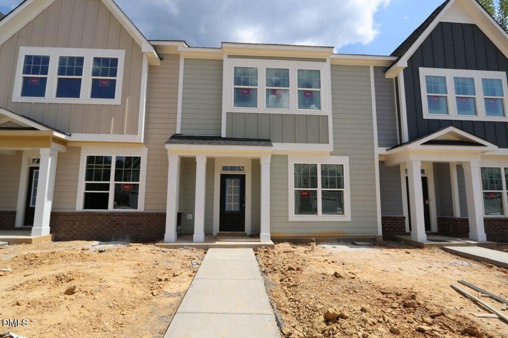 3121 Cathedral Comb Drive 275, Apex, NC 27502
