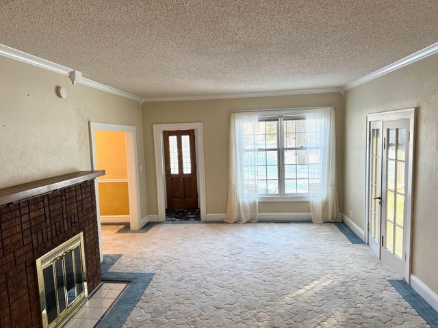 315 3rd Avenue NE, Roseau, MN 56751