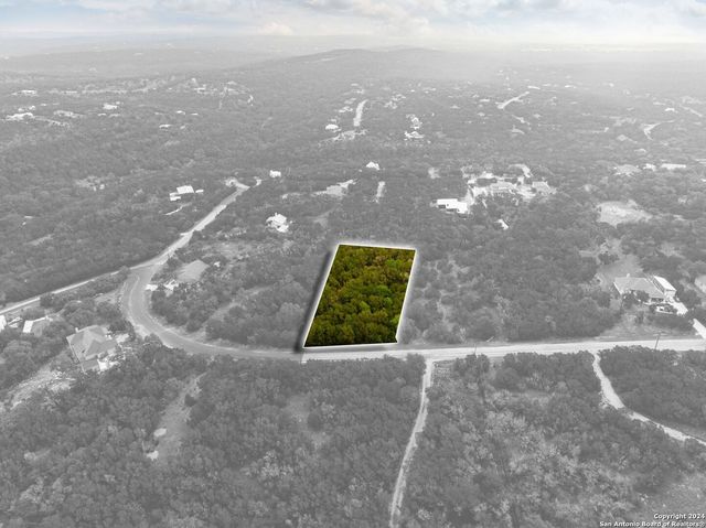 235 Hilltop Rdg, New Braunfels, TX 78132