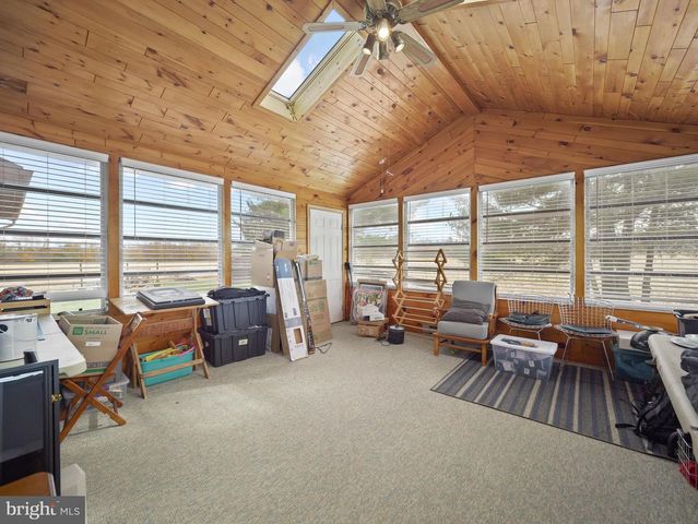 8738 OLDE SCOTLAND RD, Shippensburg, PA 17257