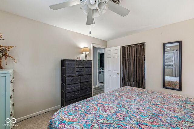 327 Grovewood Drive, Beech Grove, IN 46107