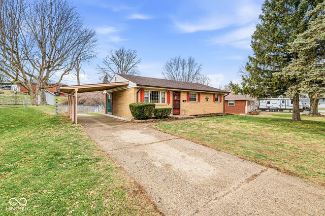 327 Grovewood Drive, Beech Grove, IN 46107