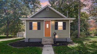 3717 Schneider Street, Lake Station, IN 46405