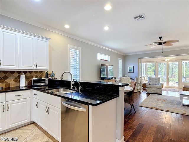 3548 Via Athena, North Fort Myers, FL 33917