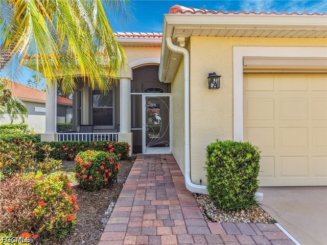 3548 Via Athena, North Fort Myers, FL 33917