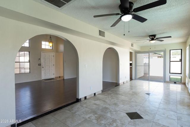 5431 W COCHISE Drive, Glendale, AZ 85302