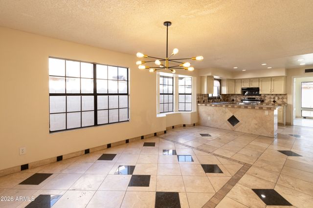 5431 W COCHISE Drive, Glendale, AZ 85302
