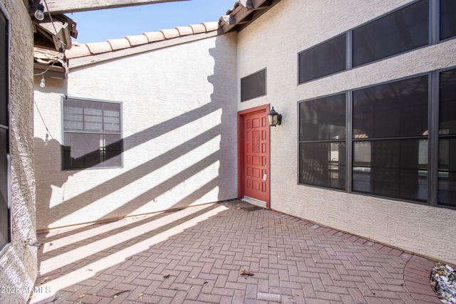 5431 W COCHISE Drive, Glendale, AZ 85302