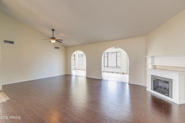 5431 W COCHISE Drive, Glendale, AZ 85302