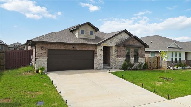 2061 Periwinkle Place, Centerton, AR 72719