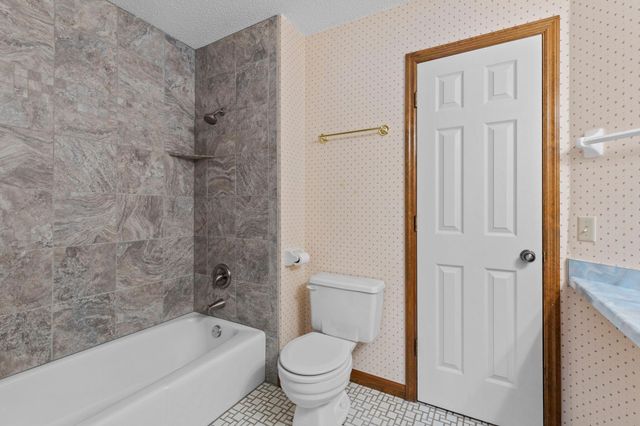 1270 Birch Pond Trail, White Bear Twp, MN 55110