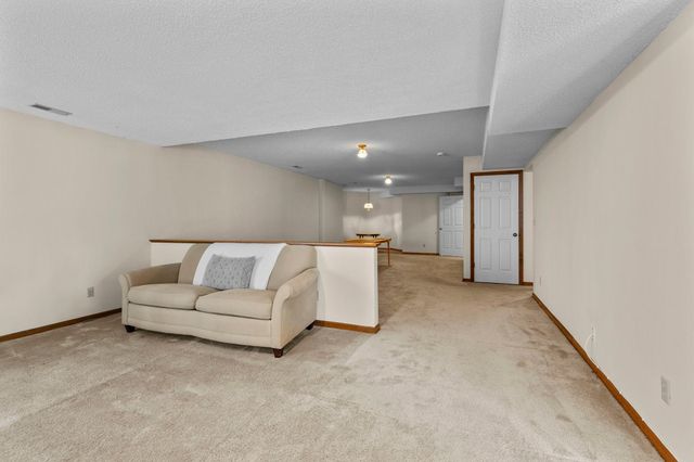 1270 Birch Pond Trail, White Bear Twp, MN 55110