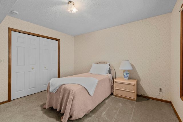 1270 Birch Pond Trail, White Bear Twp, MN 55110