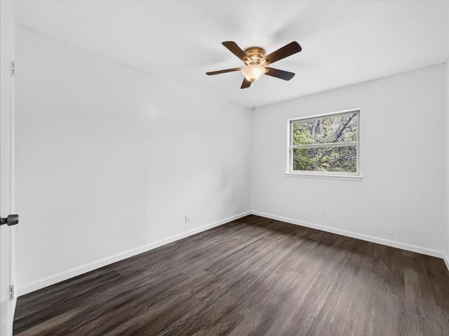 2521 Putnam Street, Fort Worth, TX 76112