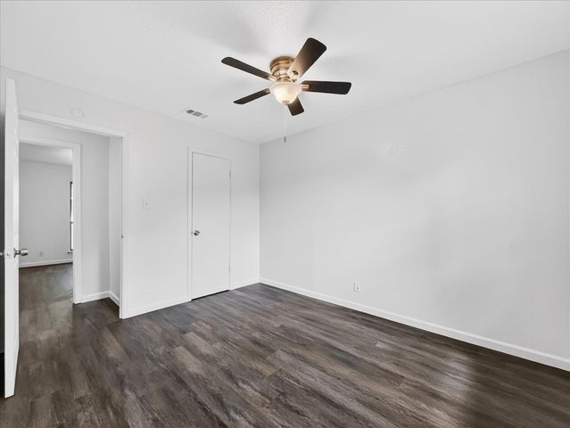 2521 Putnam Street, Fort Worth, TX 76112