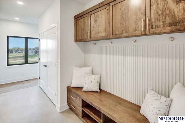 20131 R Street, Omaha, NE 68135